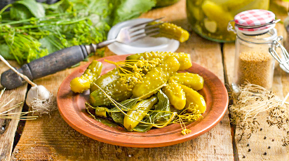 Как приготовить вкуснейшие маринованные огурцы с семенами горчицы
